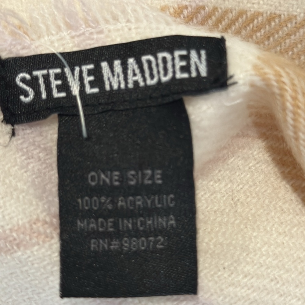Steve Madden Scarf - Picture 6 of 6